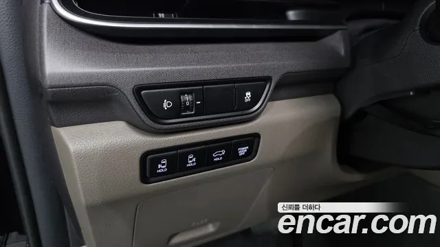 Kia Carnival 2024 thumb 12