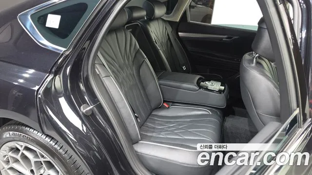 Genesis G80 2022 thumb 12