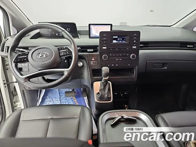 Hyundai Staria 2022 thumb 7