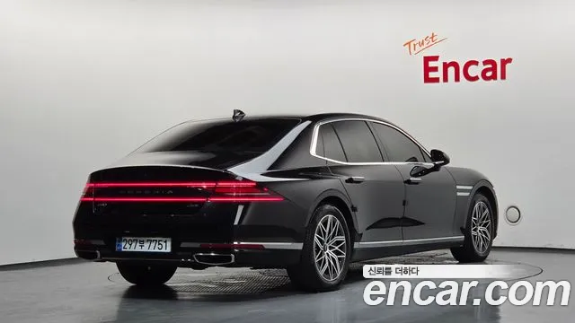 Genesis G90 2022 thumb 2