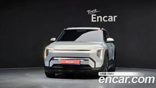 Kia EV3 2025 thumb 3