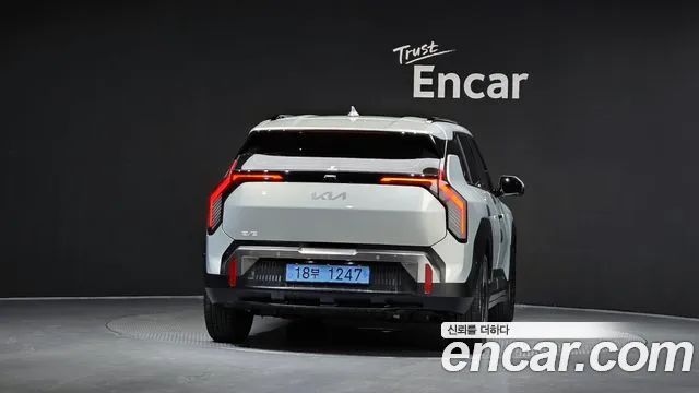 Kia EV3 2025 thumb 4
