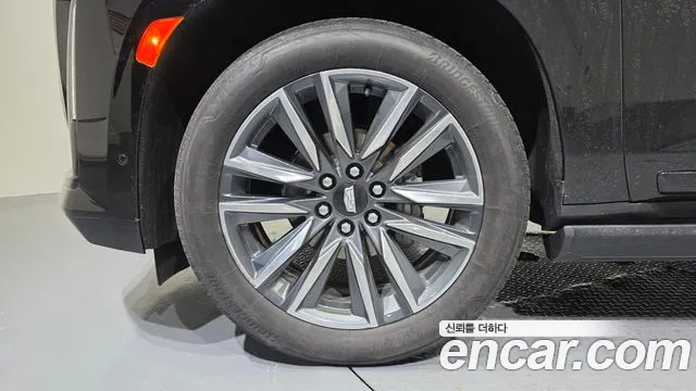 Cadillac Escalade 2023 thumb 5