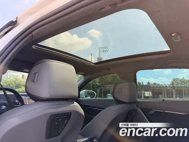 BMW 5 серии 2025 thumb 10