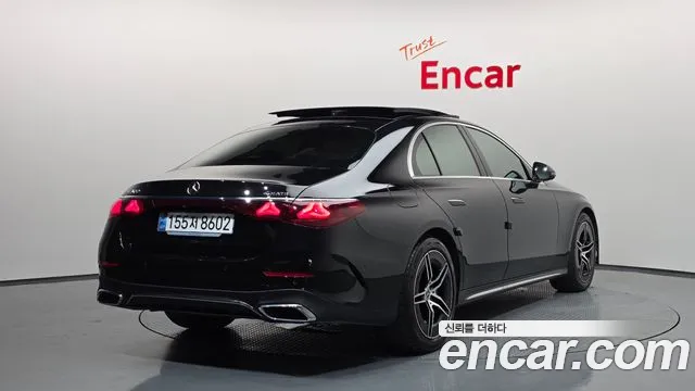 Mercedes-Benz E-Класс 2025 thumb 2