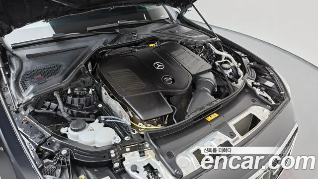 Mercedes-Benz E-Класс 2025 thumb 6