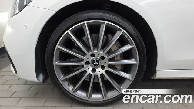 Mercedes-Benz E-Класс 2021 thumb 5