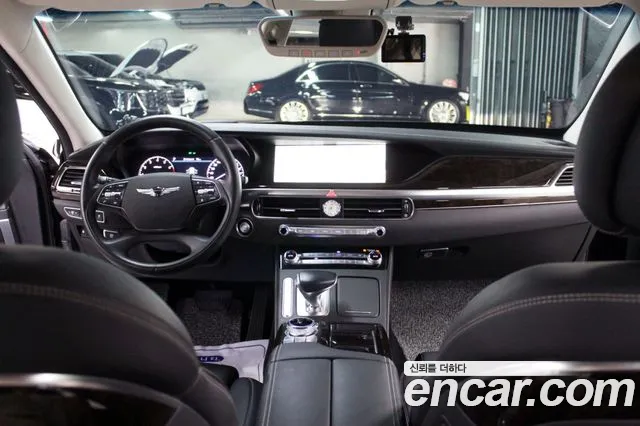 Genesis G90 2019 thumb 9