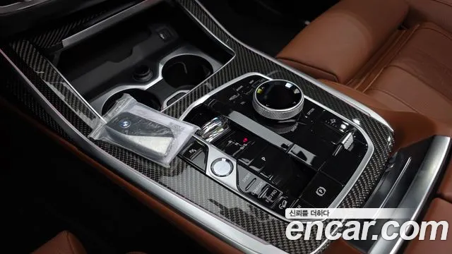 BMW X7 2026 thumb 9