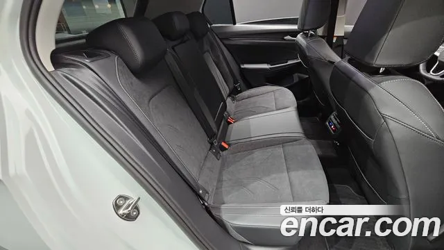 Volkswagen Golf Sportsvan 2026 thumb 12