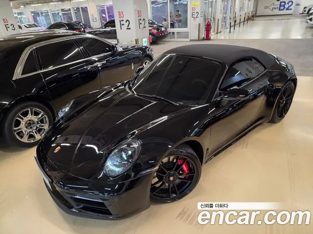 Porsche 911 2023 thumb 7