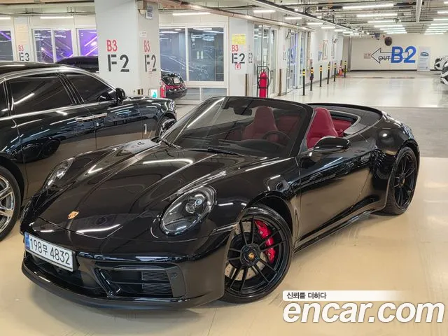 Porsche 911 2023 thumb 11
