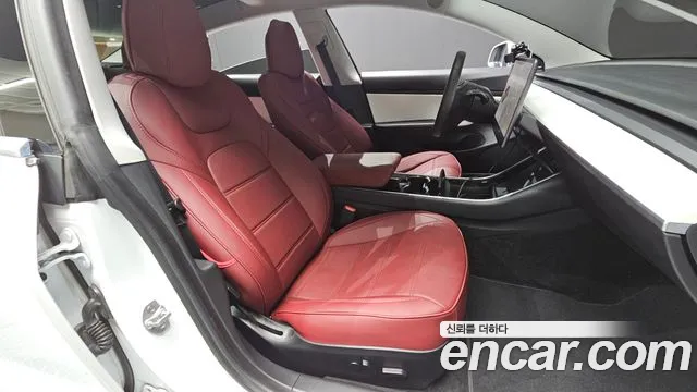 Tesla Model 3 2020 thumb 11