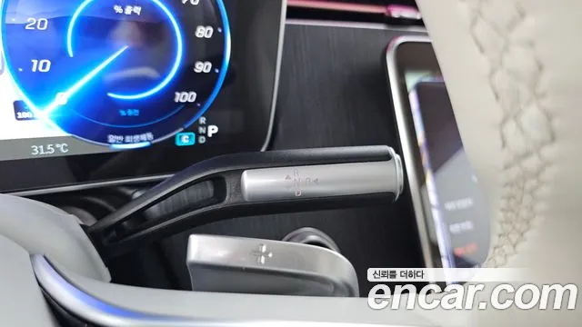Mercedes-Benz EQS 2023 thumb 9
