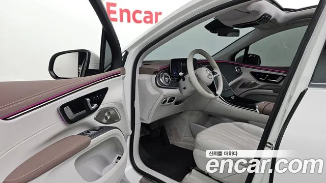 Mercedes-Benz EQS 2023 thumb 10