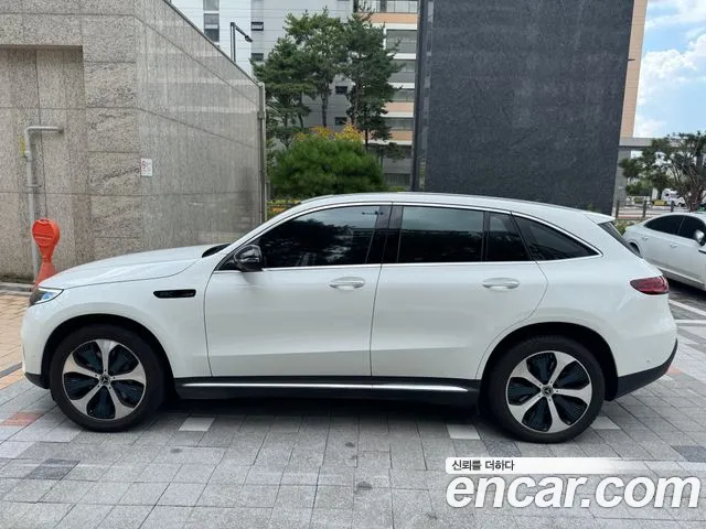 Mercedes-Benz EQC 2020 thumb 7