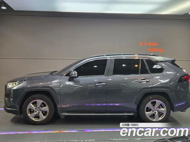 Toyota RAV4 2021 thumb 3