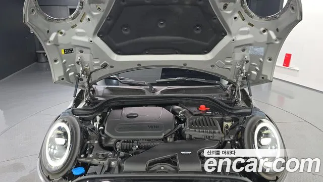 Mini Hatch 2024 thumb 6