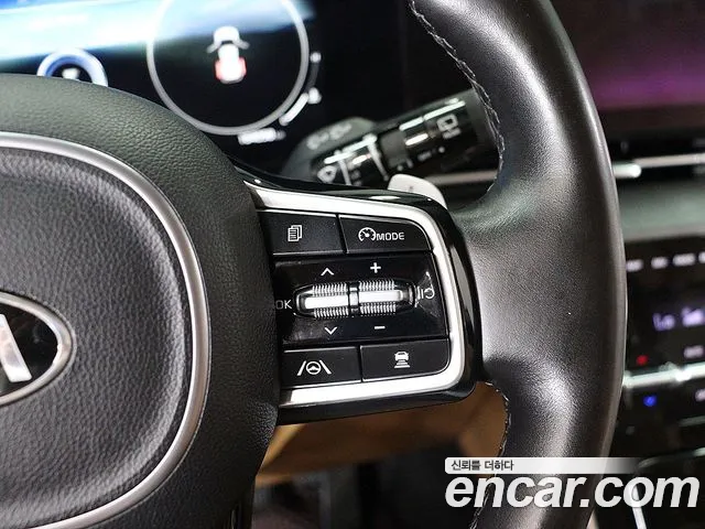 Kia Carnival 2021 thumb 7