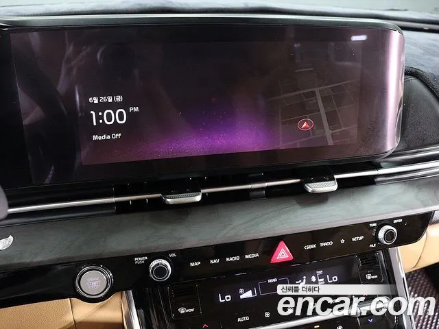 Kia Carnival 2021 thumb 8