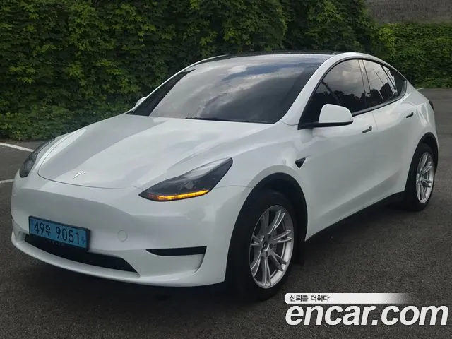 Tesla Model Y 2024 thumb 12
