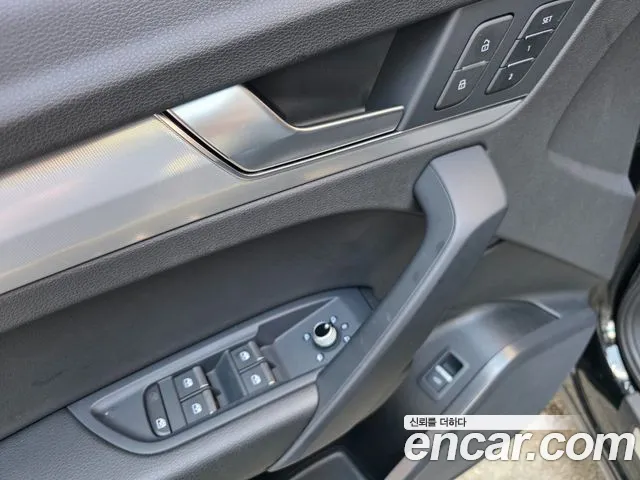 Audi Q5 2021 thumb 8
