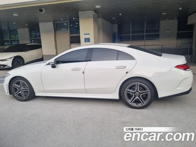 Mercedes-Benz CLS-Class 2019 thumb 3
