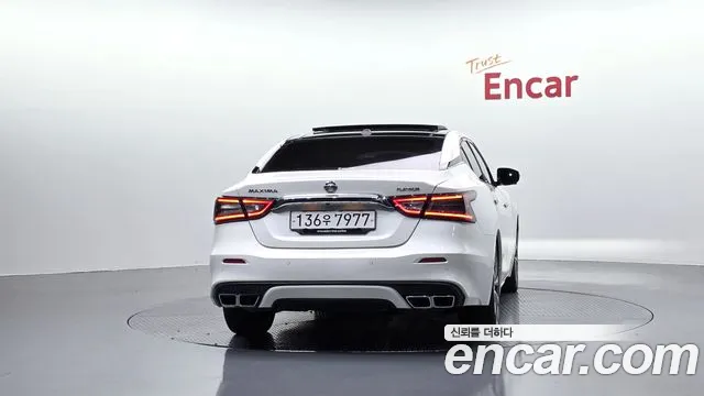 Nissan Maxima 2019 thumb 4