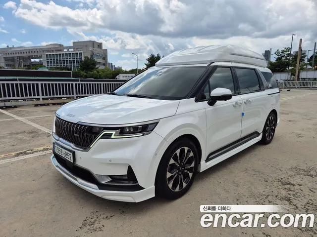 Kia Carnival 2023 thumb 4
