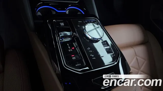 BMW 5 серии 2026 thumb 8