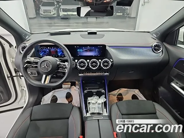 Mercedes-Benz EQA 2025 thumb 11