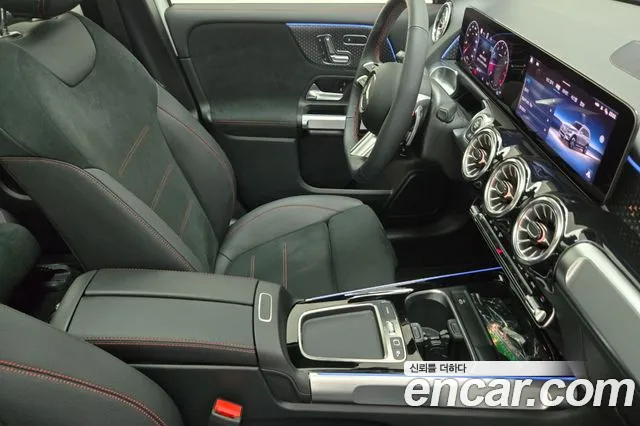 Mercedes-Benz GLB 2025 thumb 7
