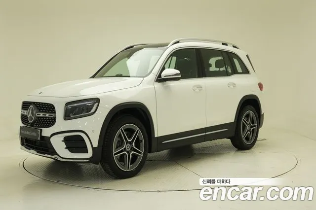 Mercedes-Benz GLB 2025 thumb 11