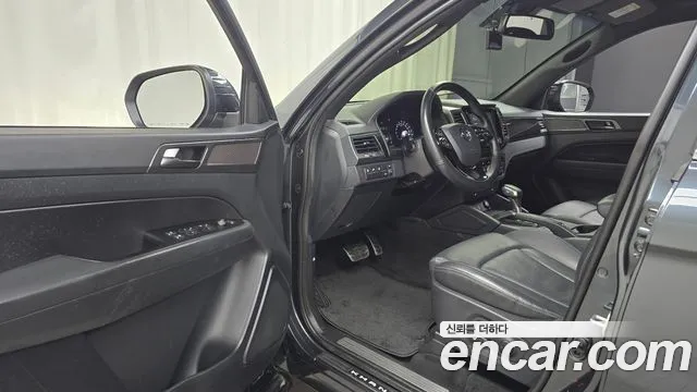 KG_Mobility_Ssangyong Rexton 2021 thumb 10