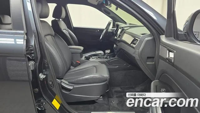 KG_Mobility_Ssangyong Rexton 2021 thumb 11
