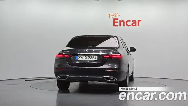 Mercedes-Benz E-Класс 2021 thumb 4