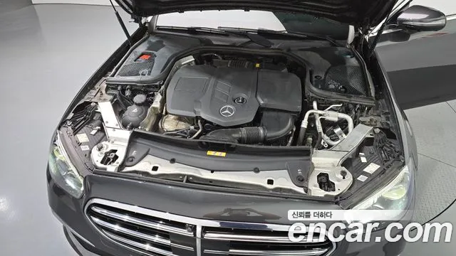 Mercedes-Benz E-Класс 2021 thumb 6
