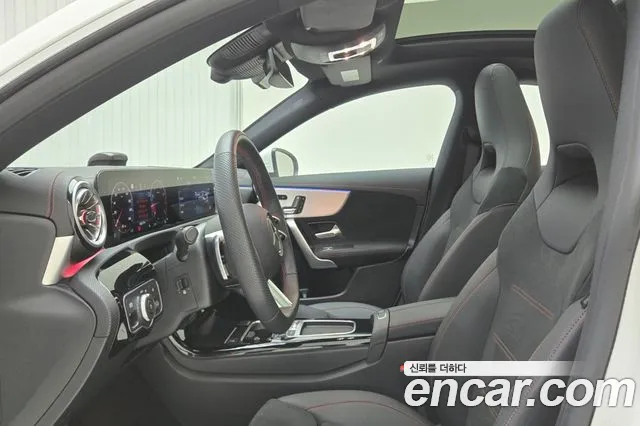 Mercedes-Benz CLA 2026 thumb 9