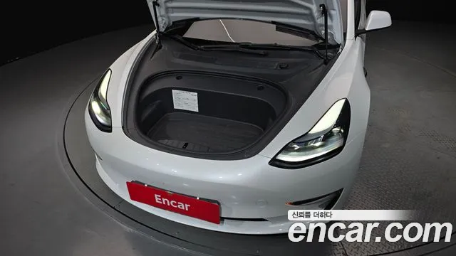 Tesla Model 3 2022 thumb 6