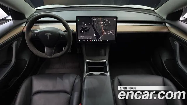 Tesla Model 3 2022 thumb 7