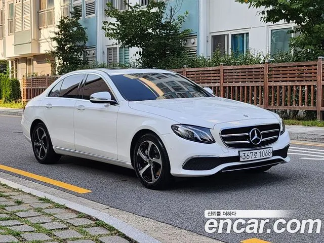 Mercedes-Benz E-Класс 2019 thumb 3