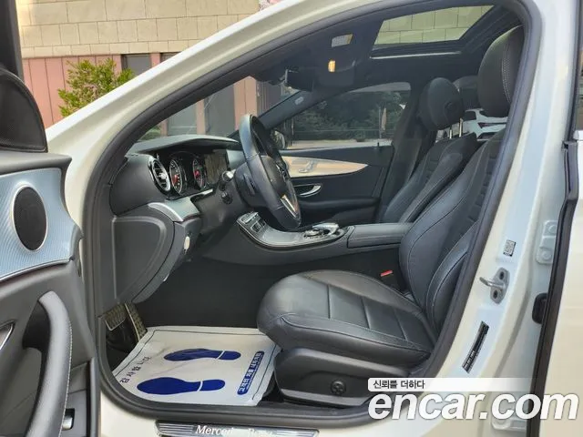 Mercedes-Benz E-Класс 2019 thumb 7