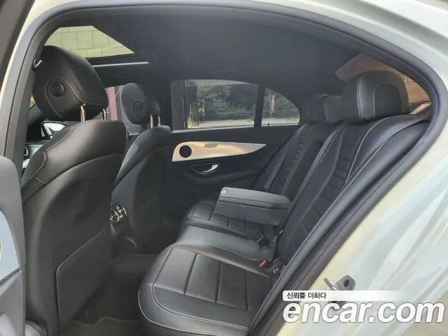 Mercedes-Benz E-Класс 2019 thumb 8