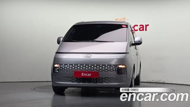 Hyundai Staria 2022 thumb 3