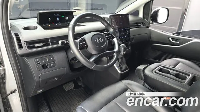 Hyundai Staria 2022 thumb 7