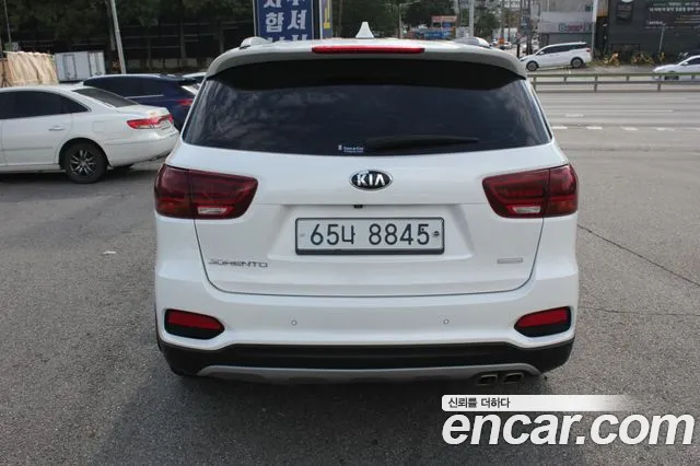 Kia Sorento 2019 thumb 3