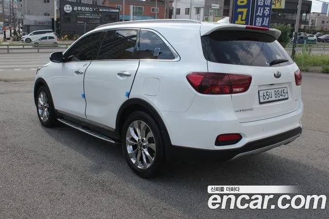 Kia Sorento 2019 thumb 4