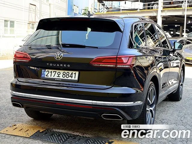 Volkswagen Touareg 2021 thumb 4