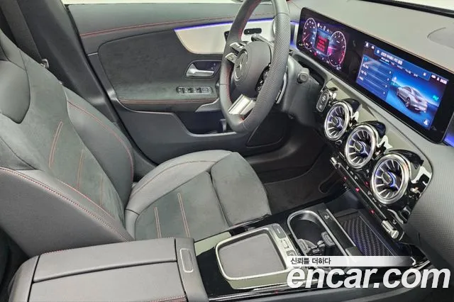 Mercedes-Benz CLA 2025 thumb 7