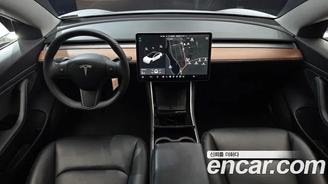 Tesla Model 3 2020 thumb 7